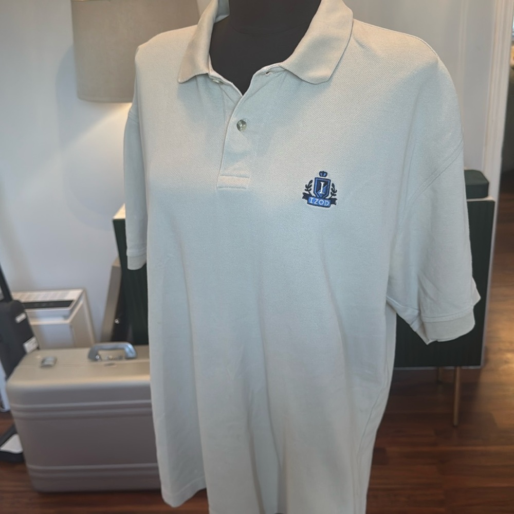 Vintage Izod men's short sleeve tan polo shirt  (C01)